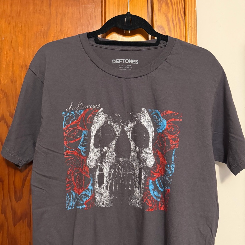 Deftones XL Gray T-Shirt